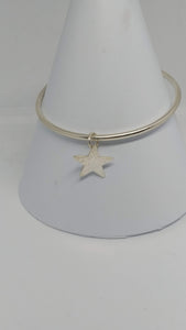 Bangle - Plain with 1 Charm
